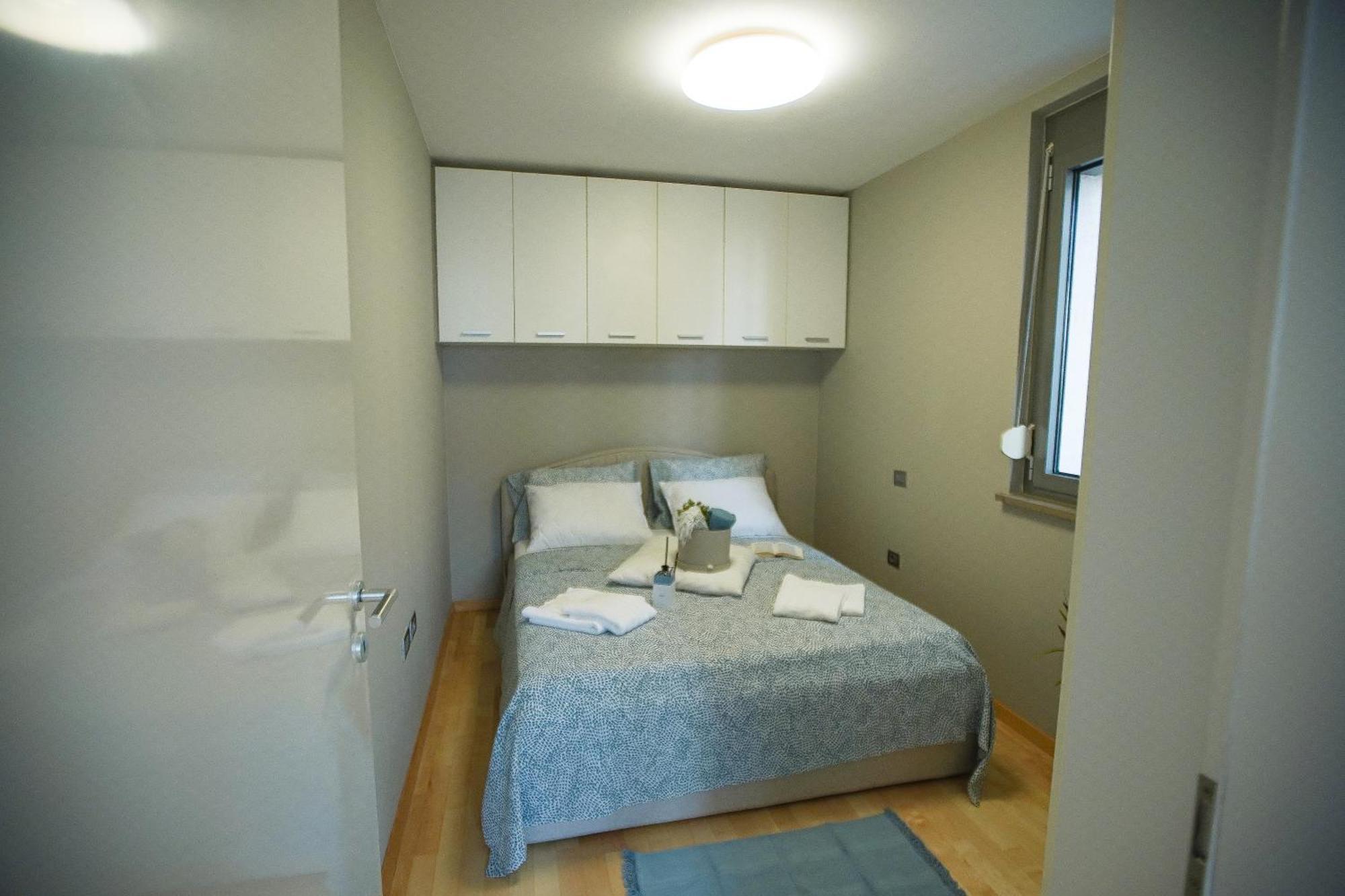 Elly Appartement Ankaran Buitenkant foto