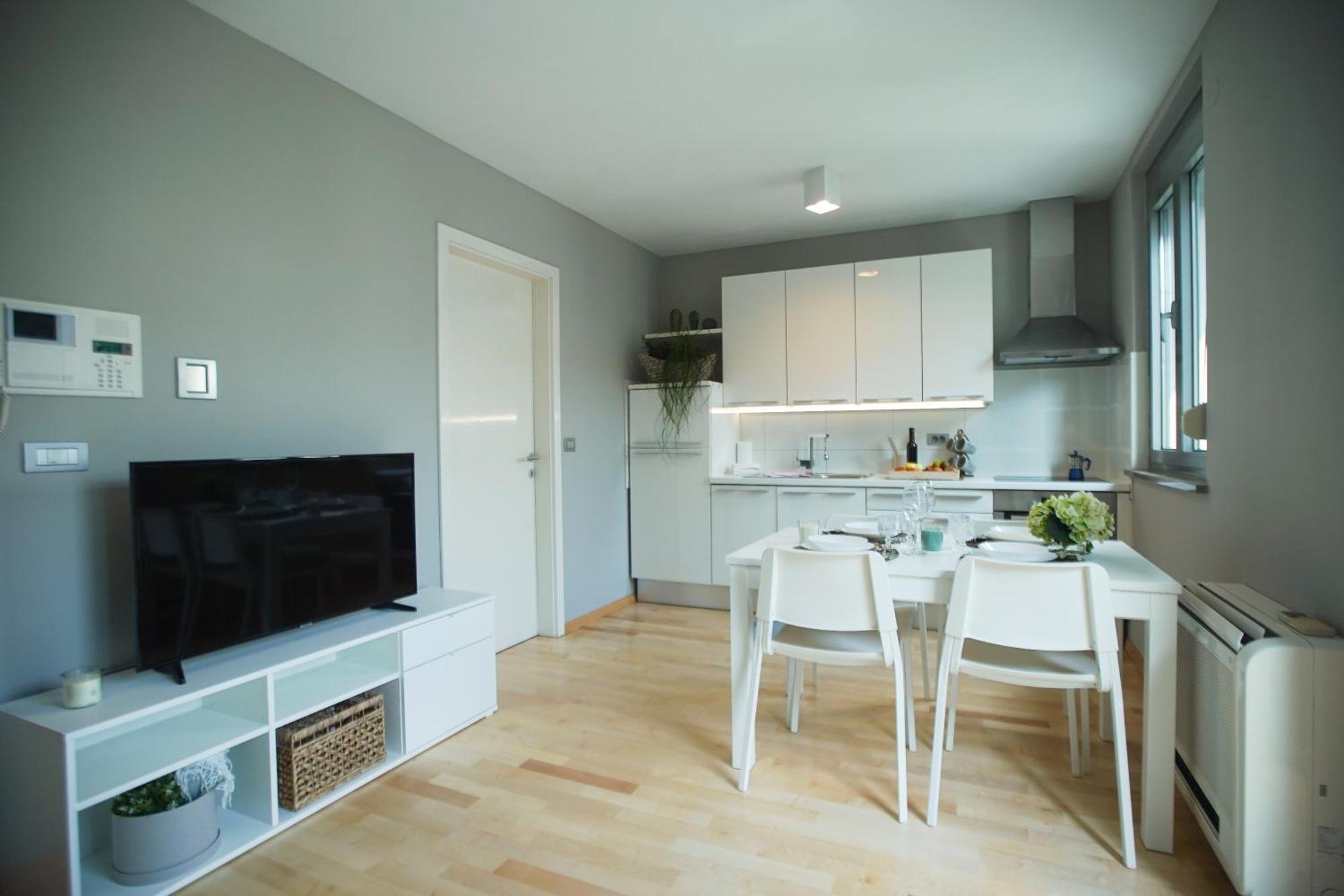 Elly Appartement Ankaran Buitenkant foto
