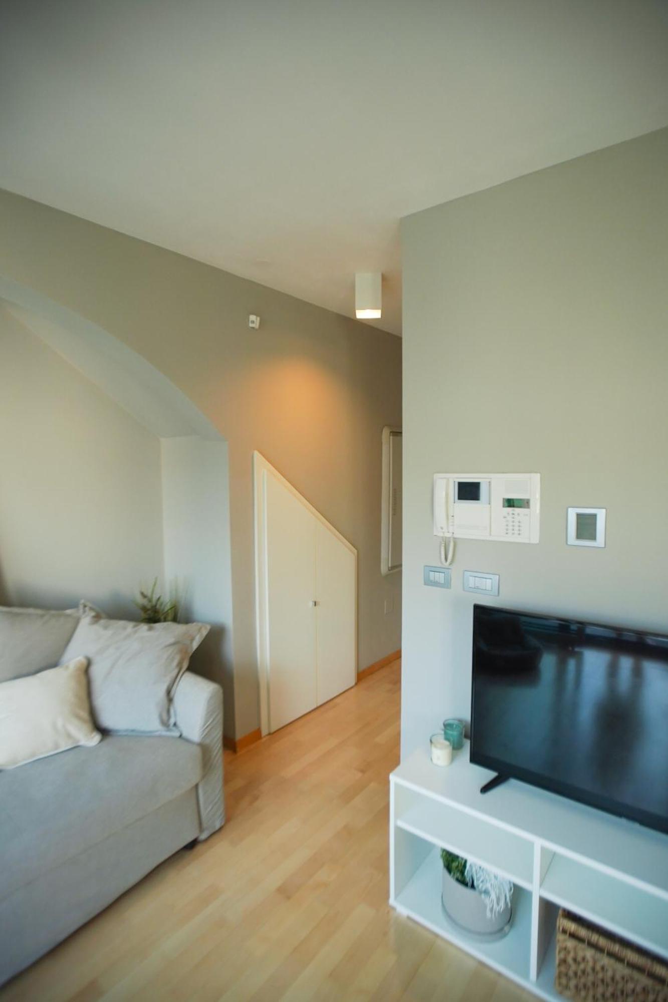 Elly Appartement Ankaran Buitenkant foto