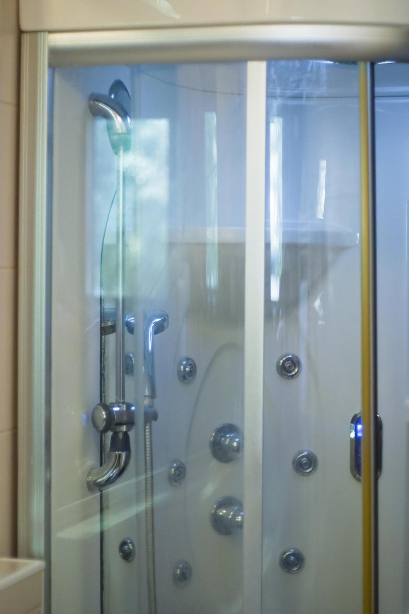Elly Appartement Ankaran Buitenkant foto