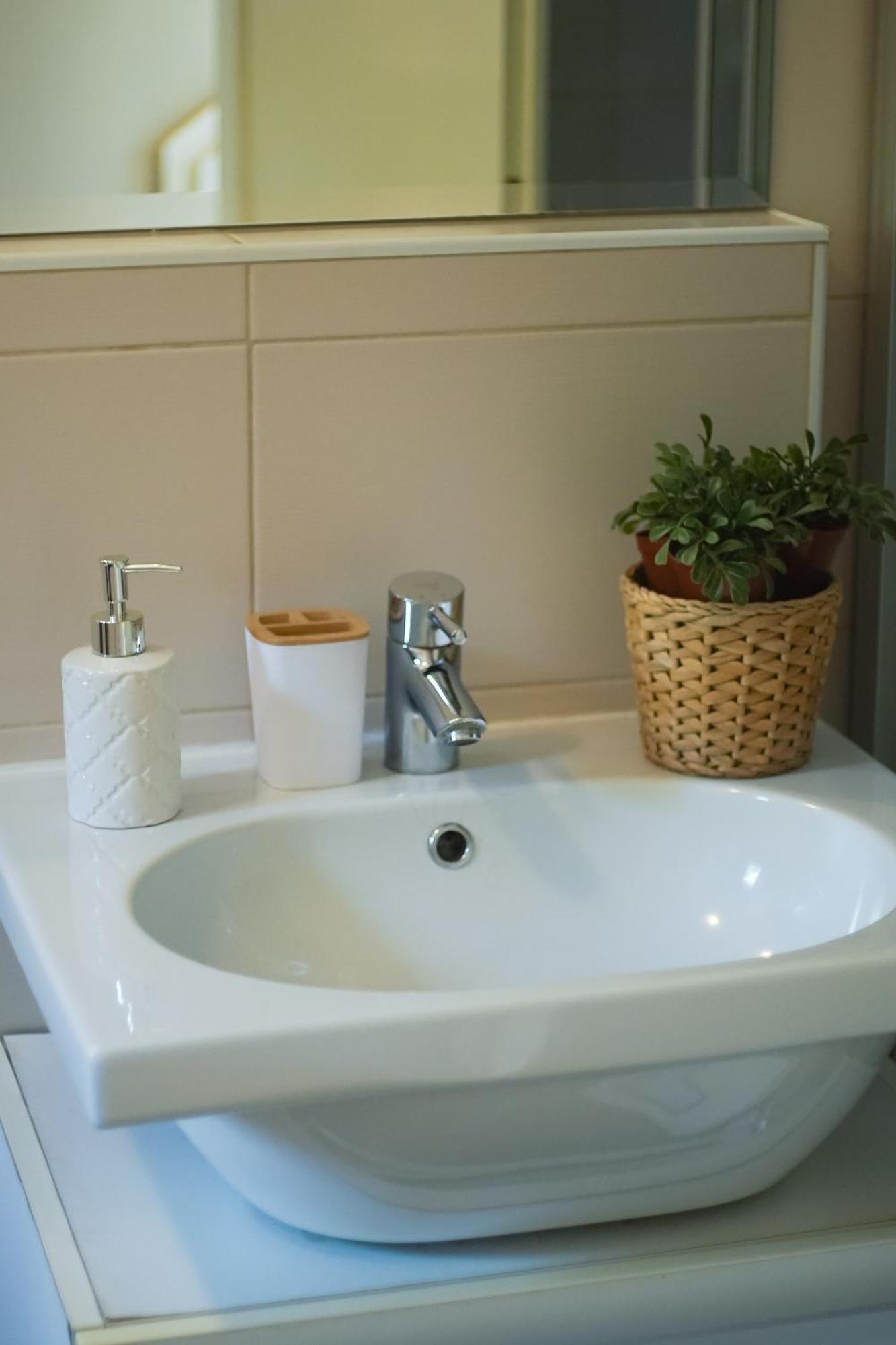 Elly Appartement Ankaran Buitenkant foto